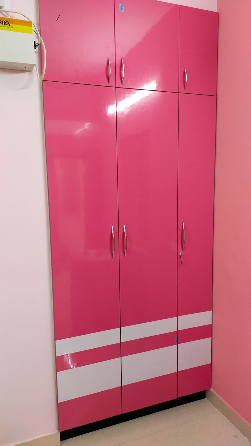 Wardrobe Cabinet Design Medavakkam